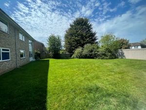 Photo 7- click for photo gallery